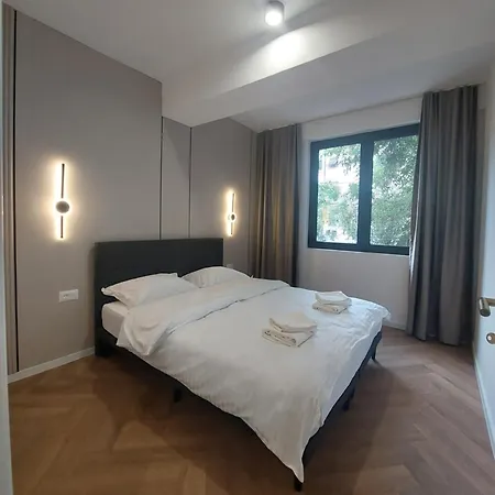 Executive By Modern Living * Escópia