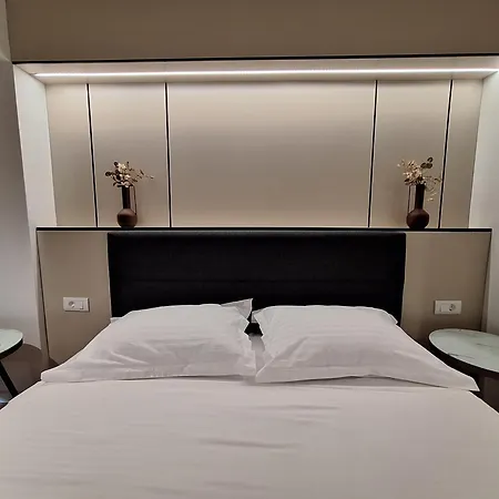 Executive By Modern Living Escópia