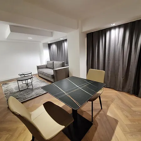 Executive By Modern Living Apartamento Escópia