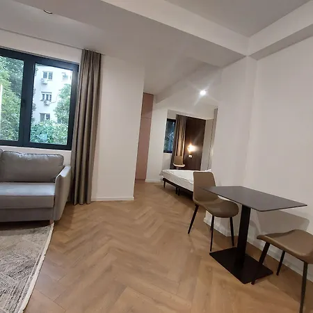 Executive By Modern Living
