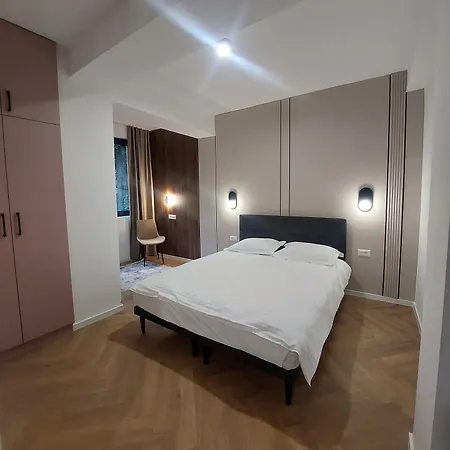 Executive By Modern Living