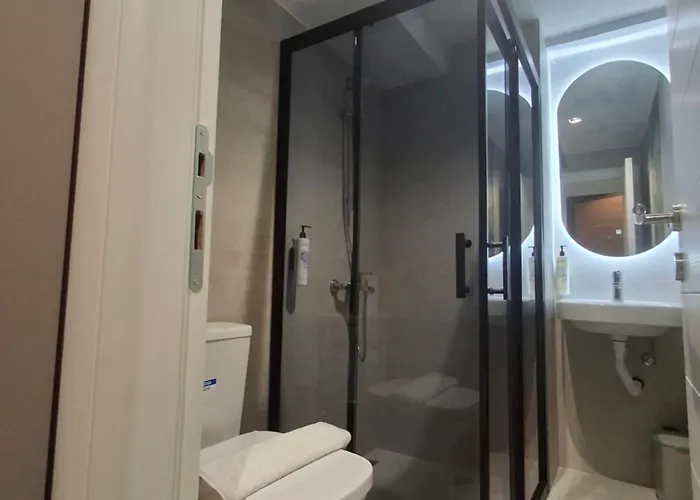 Executive By Modern Living *