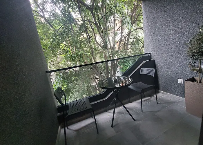 Apartment Executive By Modern Living *